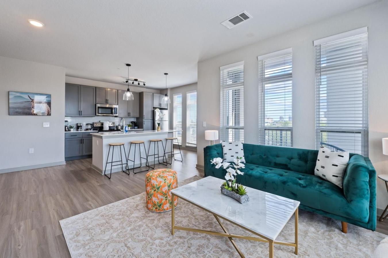 Central Avenue 2 Bed Mins From Tropicana Field St. Petersburg Dış mekan fotoğraf