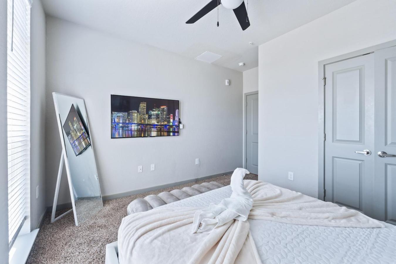 Central Avenue 2 Bed Mins From Tropicana Field St. Petersburg Dış mekan fotoğraf
