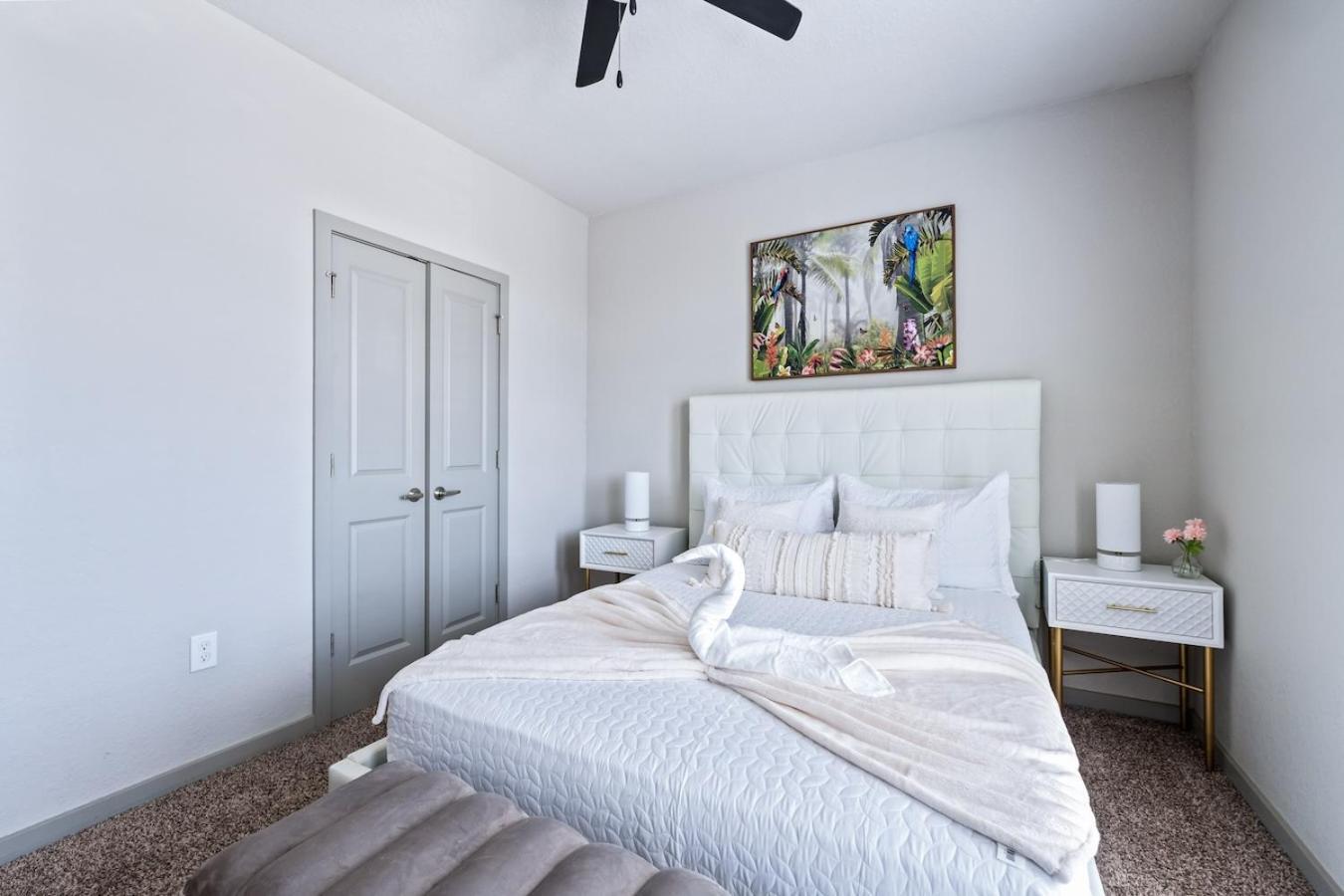 Central Avenue 2 Bed Mins From Tropicana Field St. Petersburg Dış mekan fotoğraf