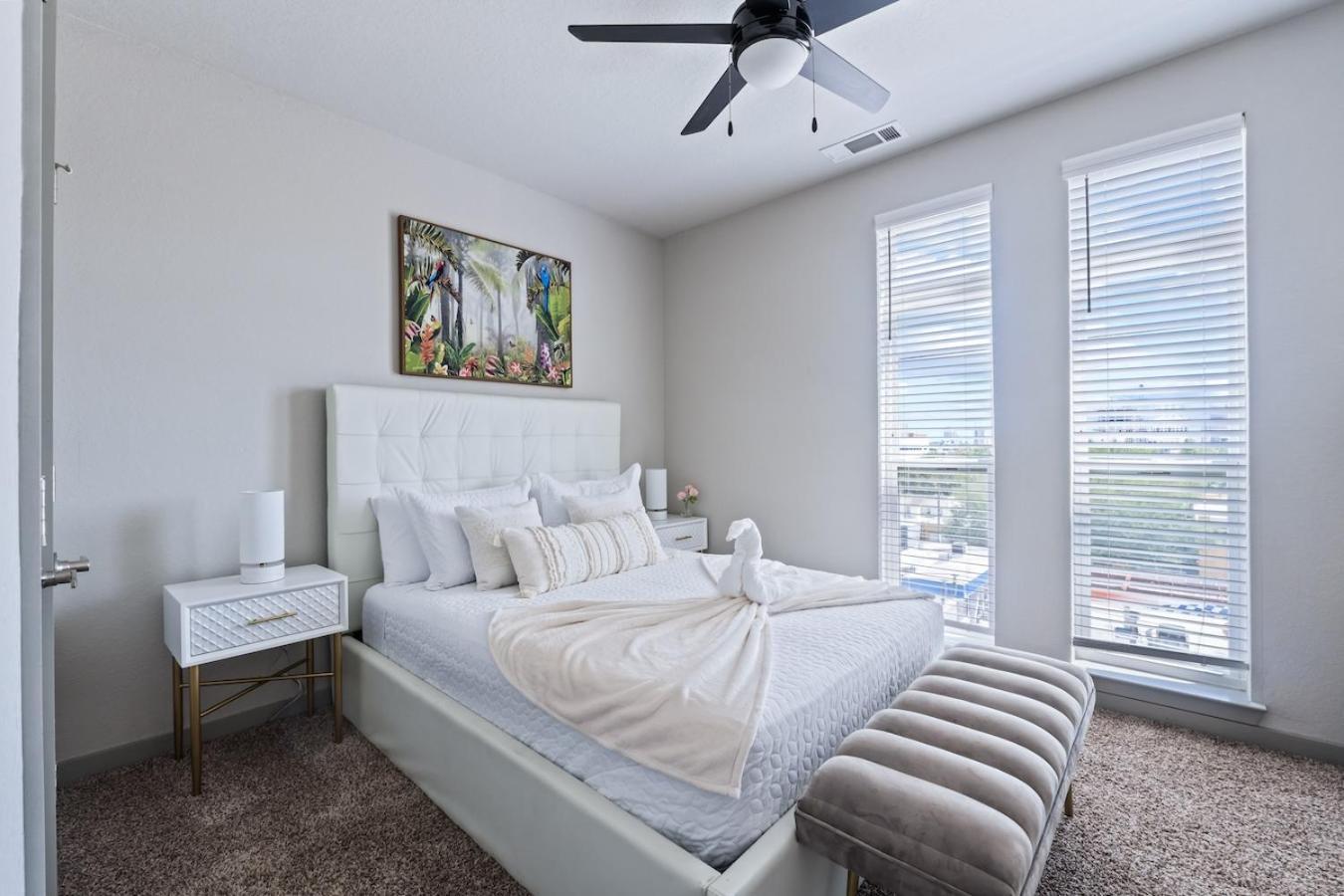 Central Avenue 2 Bed Mins From Tropicana Field St. Petersburg Dış mekan fotoğraf